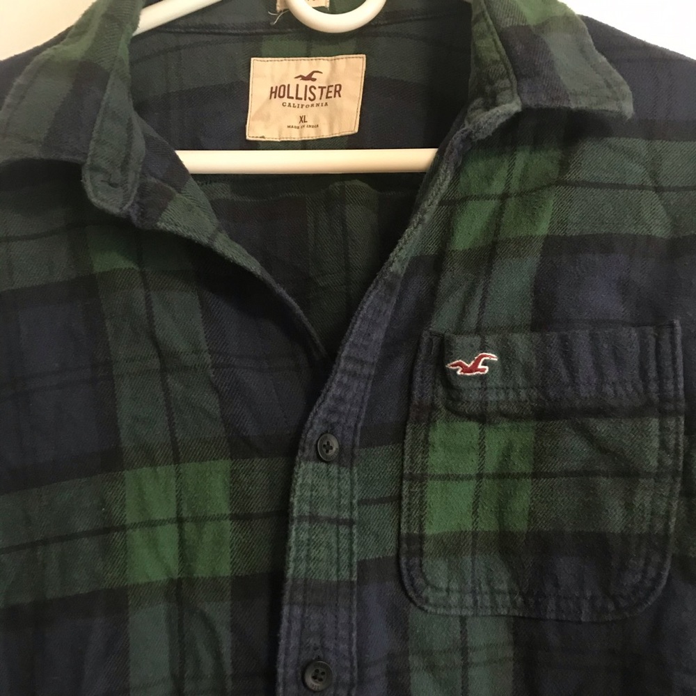 Hollister | Men’s long sleeve button-up shirt